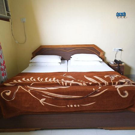 City Centre Hotel Agartala Bagian luar foto