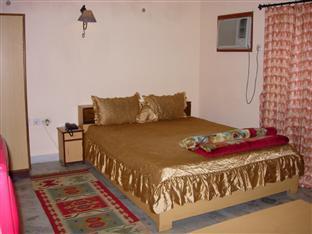 City Centre Hotel Agartala Bagian luar foto